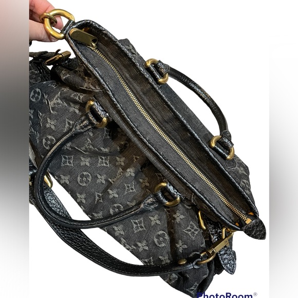 Authentic Louis Vuitton Denim Monogram Neo Cabby MM Black - Picture 8 of 16